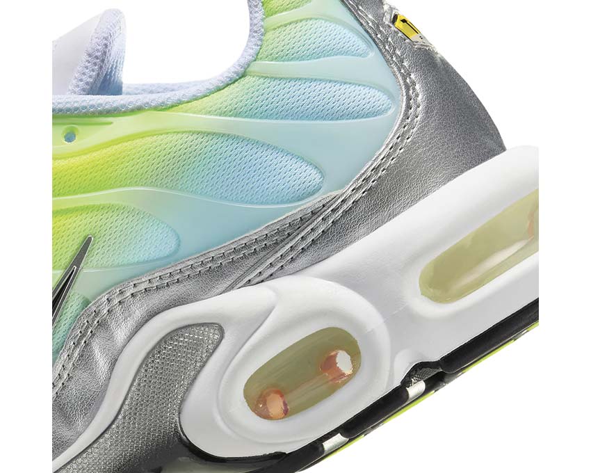Nike Air Max Plus W "Cyber"