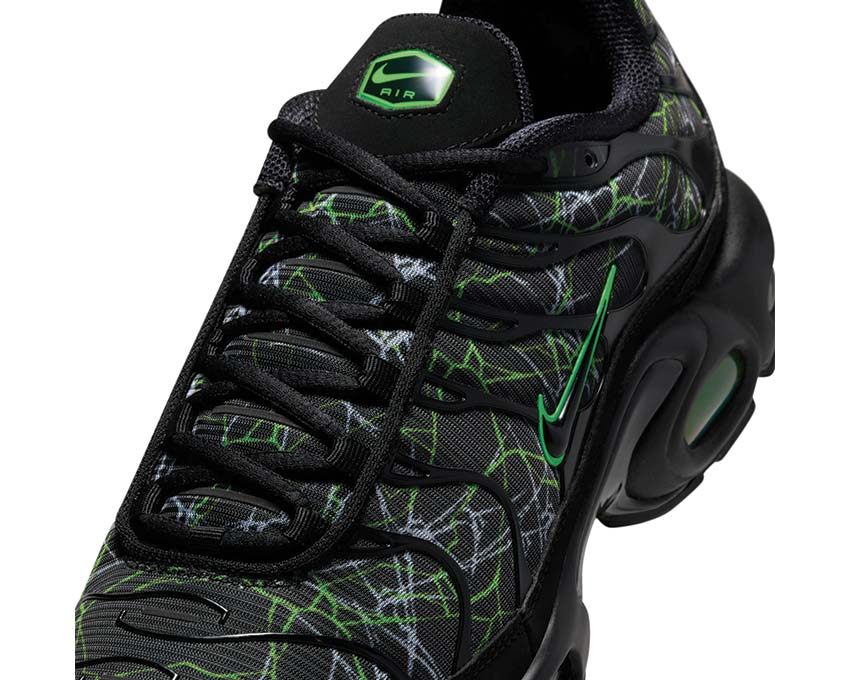 Nike Air Max Plus "Shattered Glass"