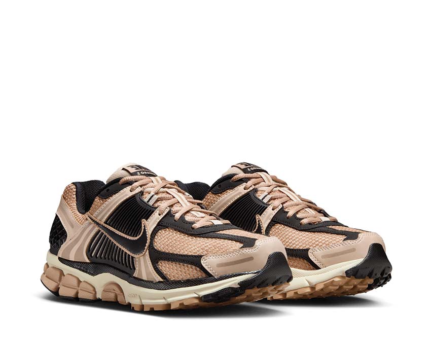Nike Zoom Vomero 5 W "Sanddrift"