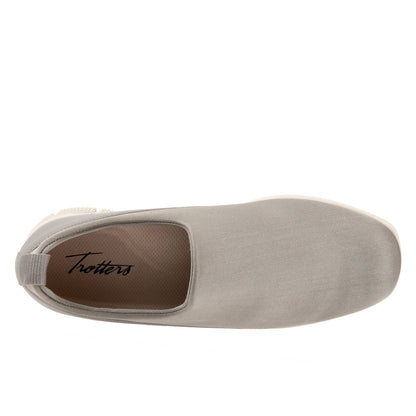 Trotters Ultima T2257-312 Womens Gray Leather Lifestyle Sneakers Shoes