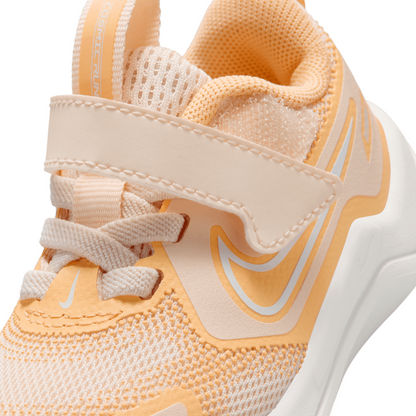 Cosmic Runner (TD) Baby & Toddler :Guava Ice | Summit White