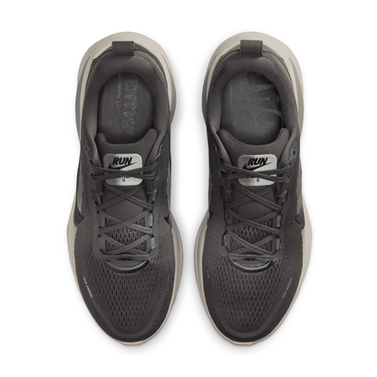 Vomero 18 Men's :Medium Ash | Black College Grey