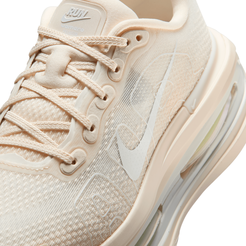 Vomero Premium Women's :Chalk | Pale Ivory
