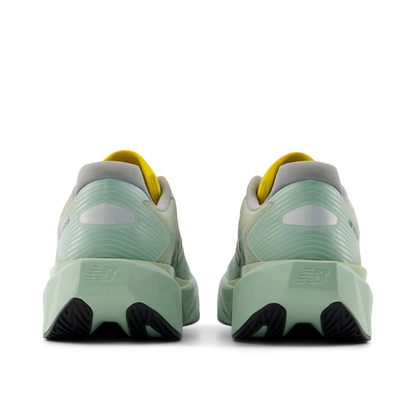 FuelCell Rebel v5 (D) Men's :Garter Snake | Mosaic Green