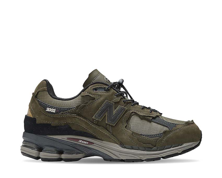 New Balance 2002R «Protection Pack»