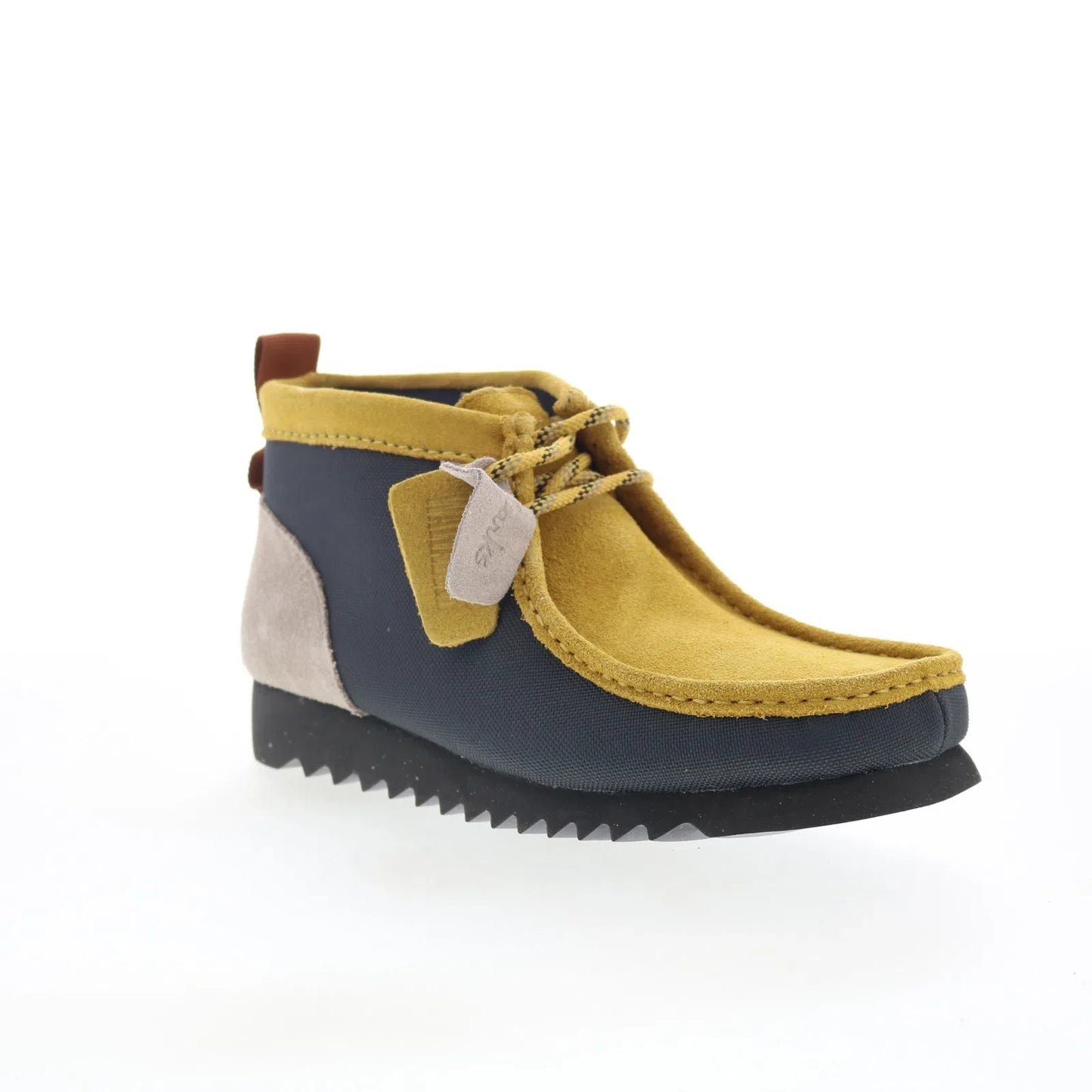 Clarks Wallabee 2 FTRE 26178276 Mens Yellow Suede Lace Up Chukkas Boots